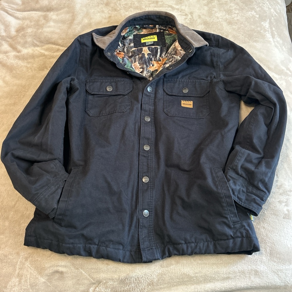 Brazos Black Jacket with flannel camouflage Lining